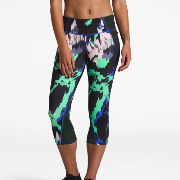 The North Face Pants - The North Face NWT Midrise Ambition Crops Sz Small